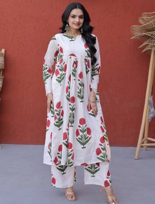 Pink Floral Printed Cotton Casual Wear Kurti With Pant 2