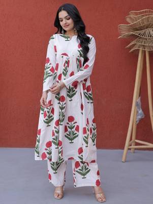 Pink Floral Printed Cotton Casual Wear Kurti With Pant 3
