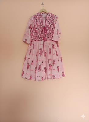 Ftdiva women's exclusive designer floral printed kurta in pink 4