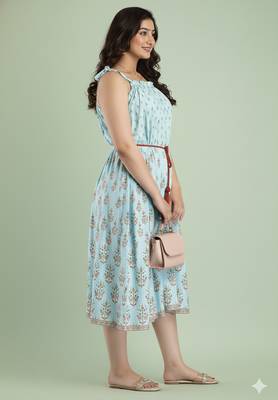 Ftdiva sleeveless anarkali kurta in light green 5