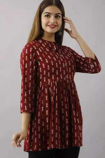 Ftdiva women's maroon printed kruti in rayon