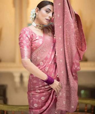 Dusty pink zari woven silk saree elegant banarasi style wedding wear with blouse 4