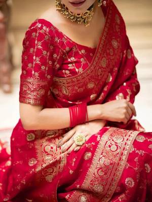 Bridal red zari woven silk saree rich banarasi style traditional wedding wear with blouse 5