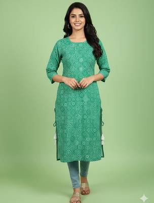 Ftdiva women stylish paisley printed straight kurta in green 1