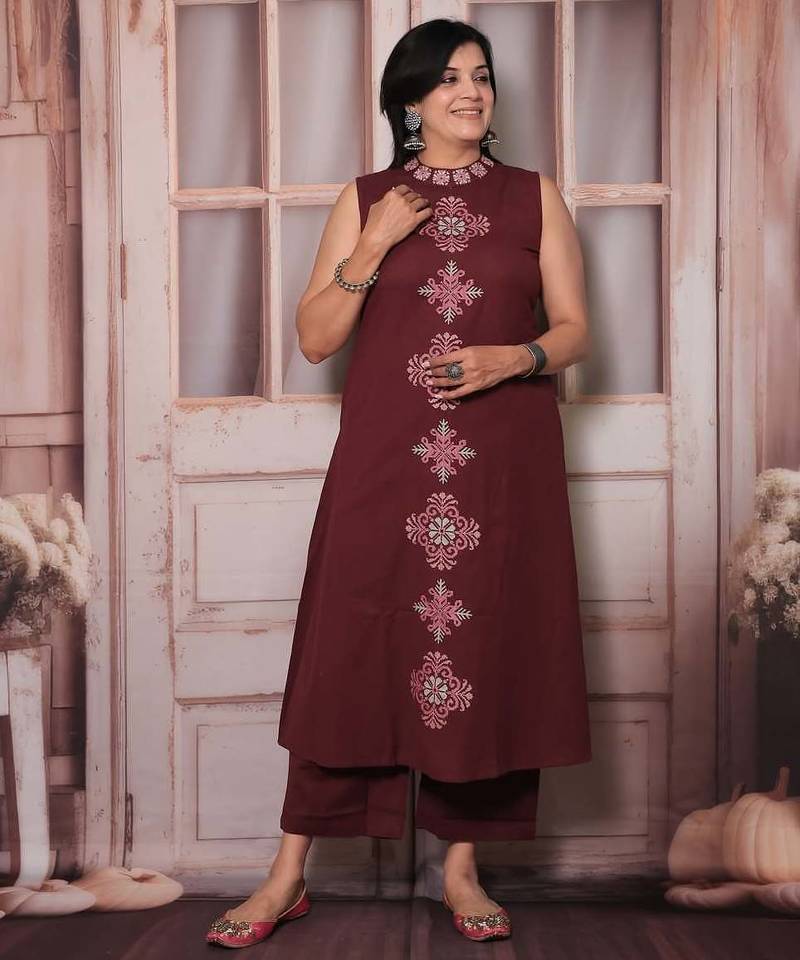 Maroon Sleeveless Cotton Kurti Set with Embroidery