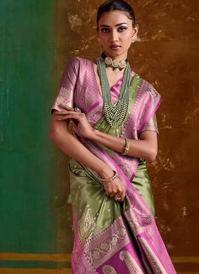 Olive green weaving handloom silk blend saree 4
