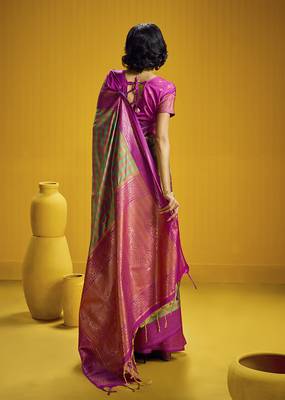 Handloom silk blend weaving saree in multi colour 3