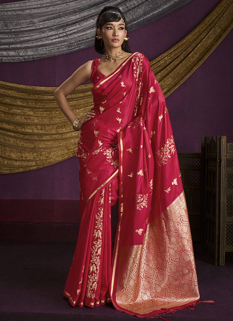 Red handloom silk blend weaving saree