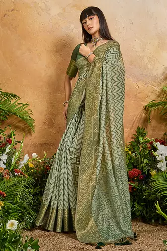 Weaving handloom viscose cotton green saree