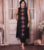Black Sleeveless Cotton Kurti Set with Embroidery
