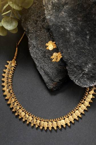 Aheli south indian traditional bridal short maharani coin necklace earrings jewellery sets