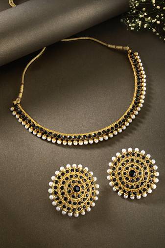 Aheli black choker necklace earring bridal jewellery set