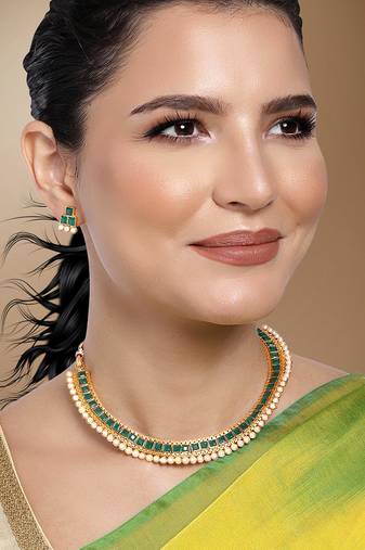 Aheli traditional green choker necklace & stud earrings jewellery set