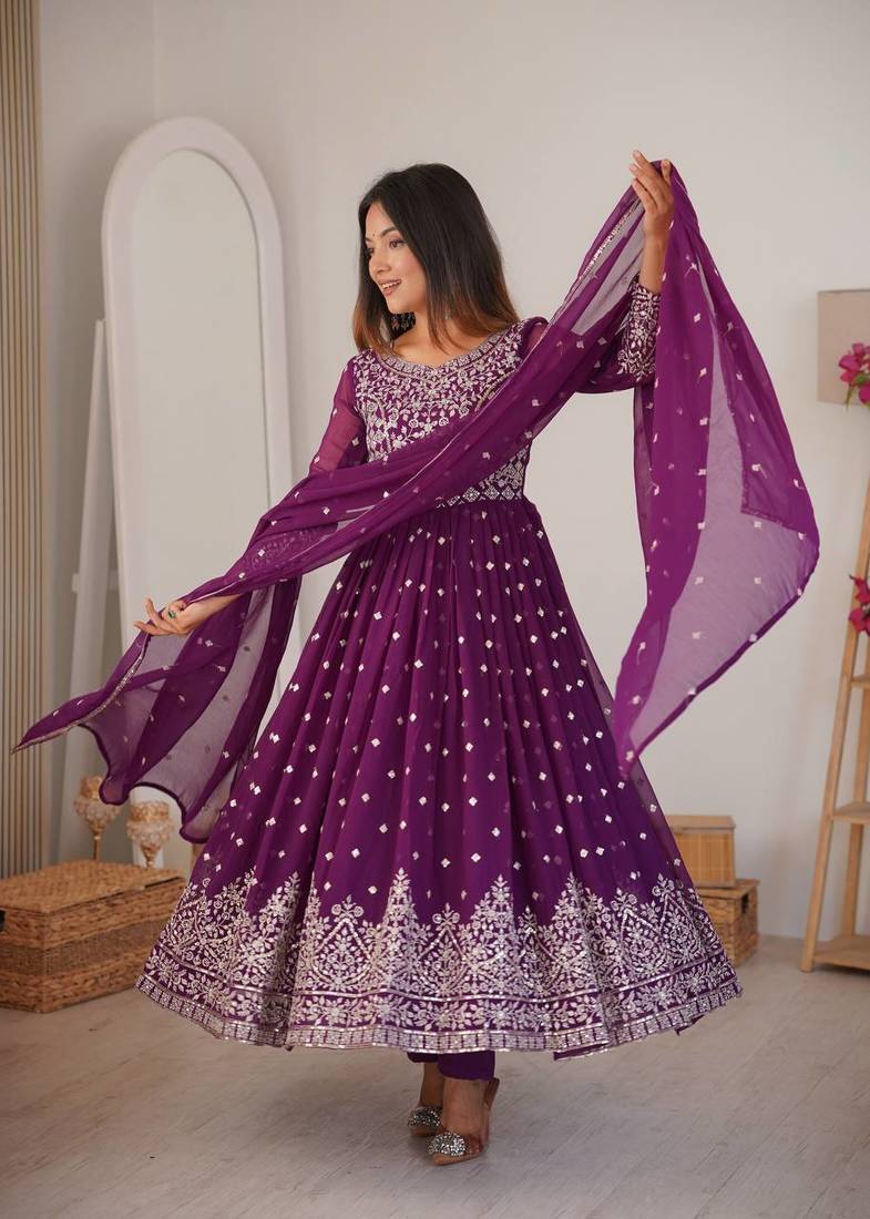 Stylish Anarkali Suit Set Floral Kurti Suit Set
