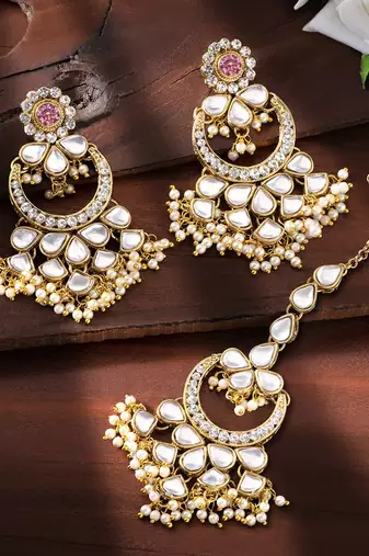 Aheli kundan chandbali earrings with maang tikka traditional jewellery set for women