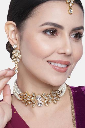 Aheli traditional white kundan choker necklace dangle earring & maangtikka ethnic jewellery set