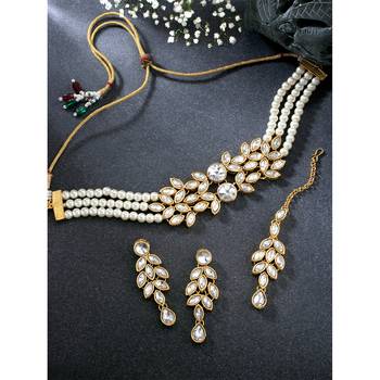 Aheli traditional white kundan choker necklace dangle earring & maangtikka ethnic jewellery set 2