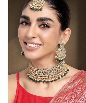 Aheli green crystal choker floral necklace chandbali earring maang tikka jewellery set 1