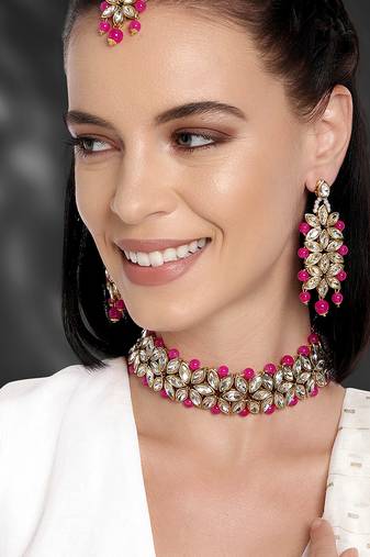 Aheli traditional kundan pearl bridal choker necklace earring maang tikka jewellery set