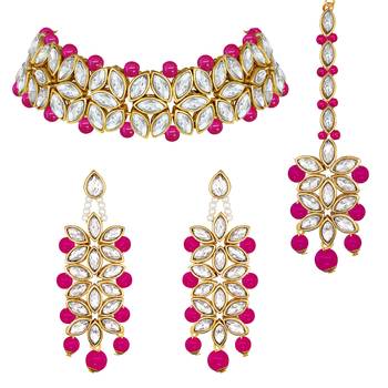 Aheli traditional kundan pearl bridal choker necklace earring maang tikka jewellery set 3