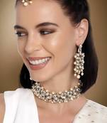 Aheli traditional kundan pearl bridal choker necklace with earring maang tikka jewellery set