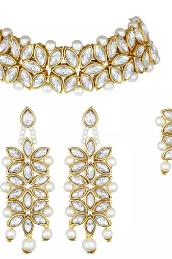 Aheli traditional kundan pearl bridal choker necklace with earring maang tikka jewellery set