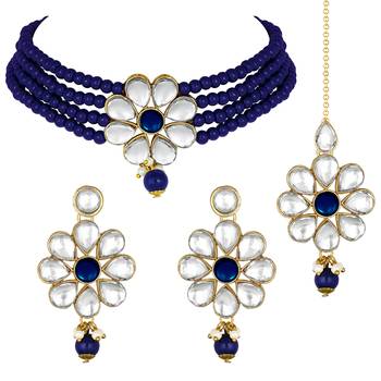 Aheli kundan pearl floral choker necklace earring maang tikka traditional jewellery set 2