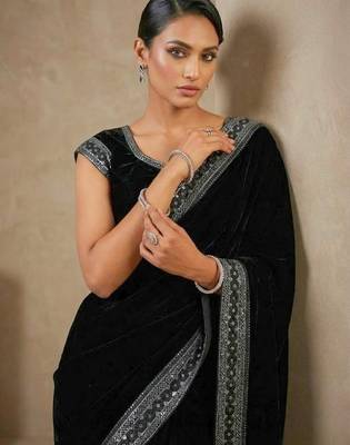 Black bloue piece with embroidred velvet saree 2