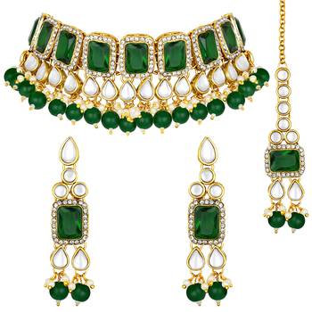 Aheli traditional kundan choker necklace jewellery set with dangle earring maang tikka 3