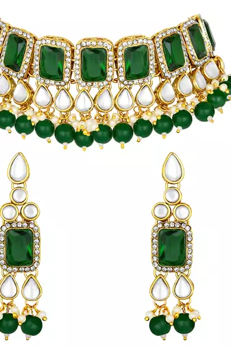 Aheli traditional kundan choker necklace jewellery set with dangle earring maang tikka