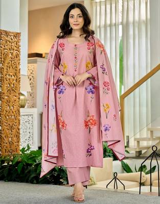 Women   s pink floral kurta pant set with soft dupatta     stylish ethnic look 3