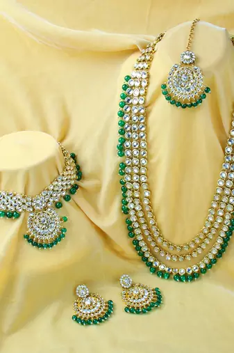 Aheli kundan bridal long necklace choker earrings maangtikka jewellery set for women