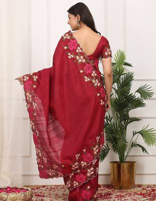 Maroon embroidered blouse with embroidered saree 5