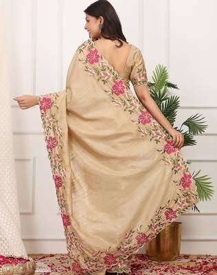 Beige embroidered blouse with embroidered saree 5