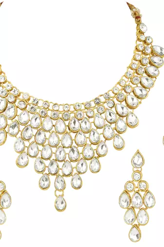 Aheli kundan choker necklace with earring maang tikka traditional jewellery set