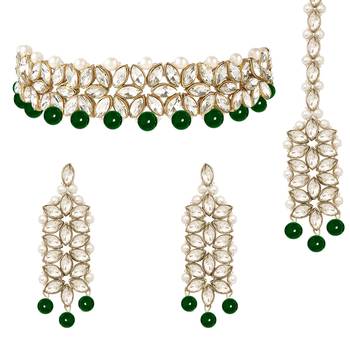 Aheli kundan green faux pearl wedding choker necklace with earring maang tikka jewellery set 3