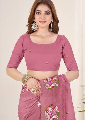 Pink embroidered blouse with embroidered saree 3
