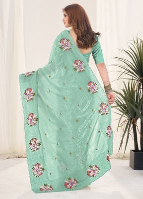 Blue embroidered blouse with embroidered saree 2