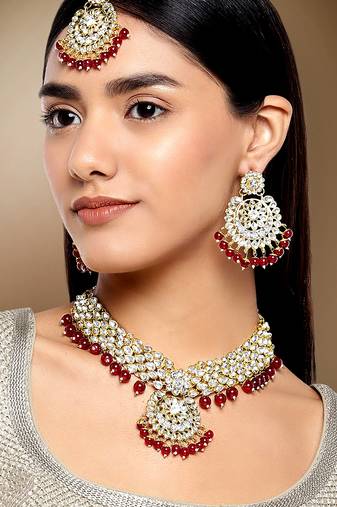 Aheli indian traditional maroon kundan bead choker necklace with earring mangtikka jewellery set