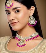 Aheli indian traditional kundan brass alloy bead choker necklace with earring mangtikka jewellery set