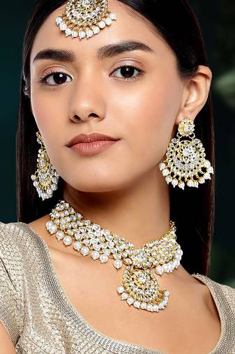 Aheli indian traditional white kundan bead choker necklace with earring mangtikka jewellery set