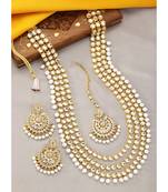 Aheli gold-plated brass and kundan necklace with mangtika & earrings set