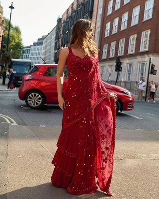Red bloue piece with embroidred saree 2