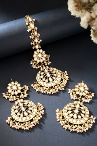 Aheli traditional jewellery kundan and pearl maang tikka earring set for women