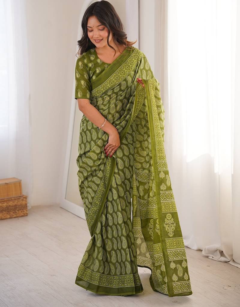 Green bloue piece with cotton printed saree