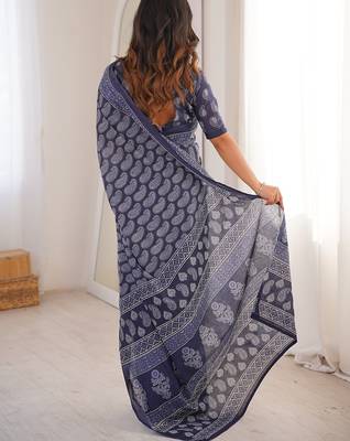 Indigo bloue piece with cotton printed saree 4