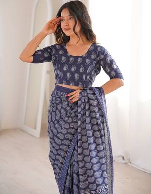 Indigo bloue piece with cotton printed saree 5