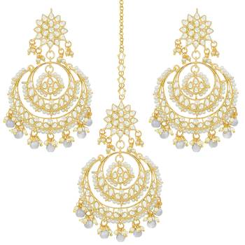 Aheli traditional jewellery kundan pearl maang tikka earring cz set for women 3