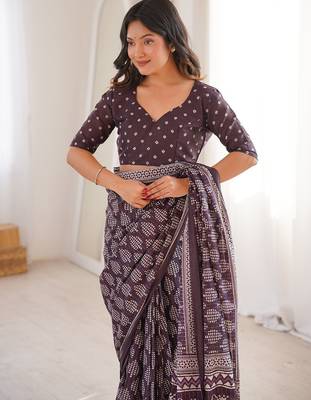 Brown bloue piece with cotton printed saree 5