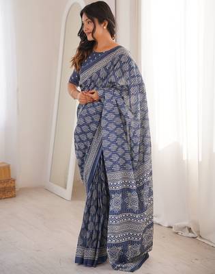 Grey bloue piece with cotton printed saree 3